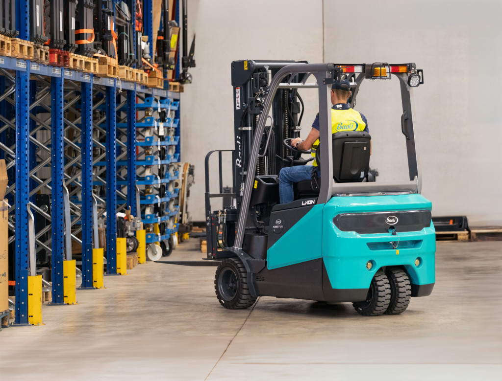 Baoli elektrisch heftruck in magazijn